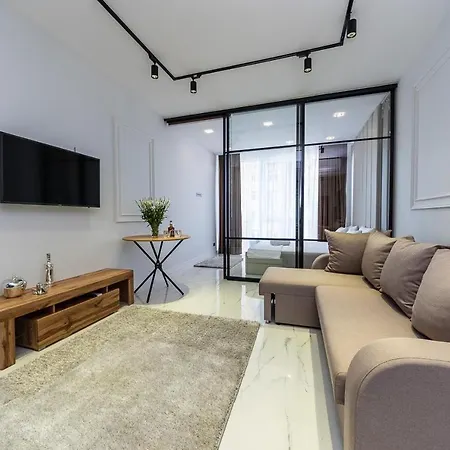 Daire Fashionable Apartments. Smartplaza Metro Minskaya. Obolon