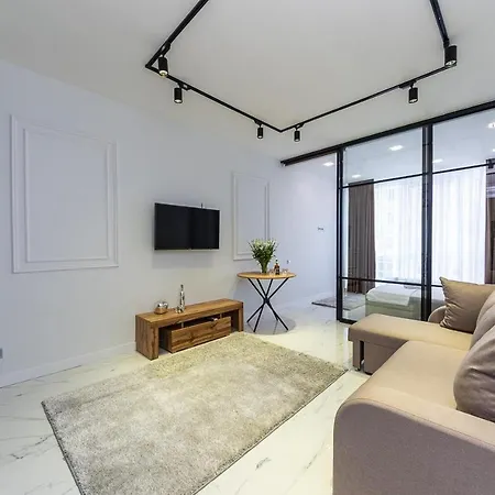Daire Fashionable Apartments. Smartplaza Metro Minskaya. Obolon