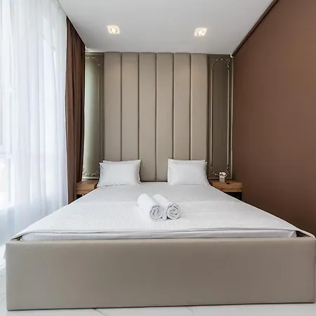 Fashionable Apartments. Smartplaza Metro Minskaya. Obolon Daire *