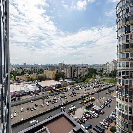 Fashionable Apartments. Smartplaza Metro Minskaya. Obolon