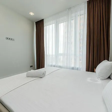 Daire Fashionable Apartments. Smartplaza Metro Minskaya. Obolon *