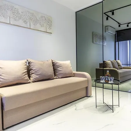 Fashionable Apartments. Smartplaza Metro Minskaya. Obolon *
